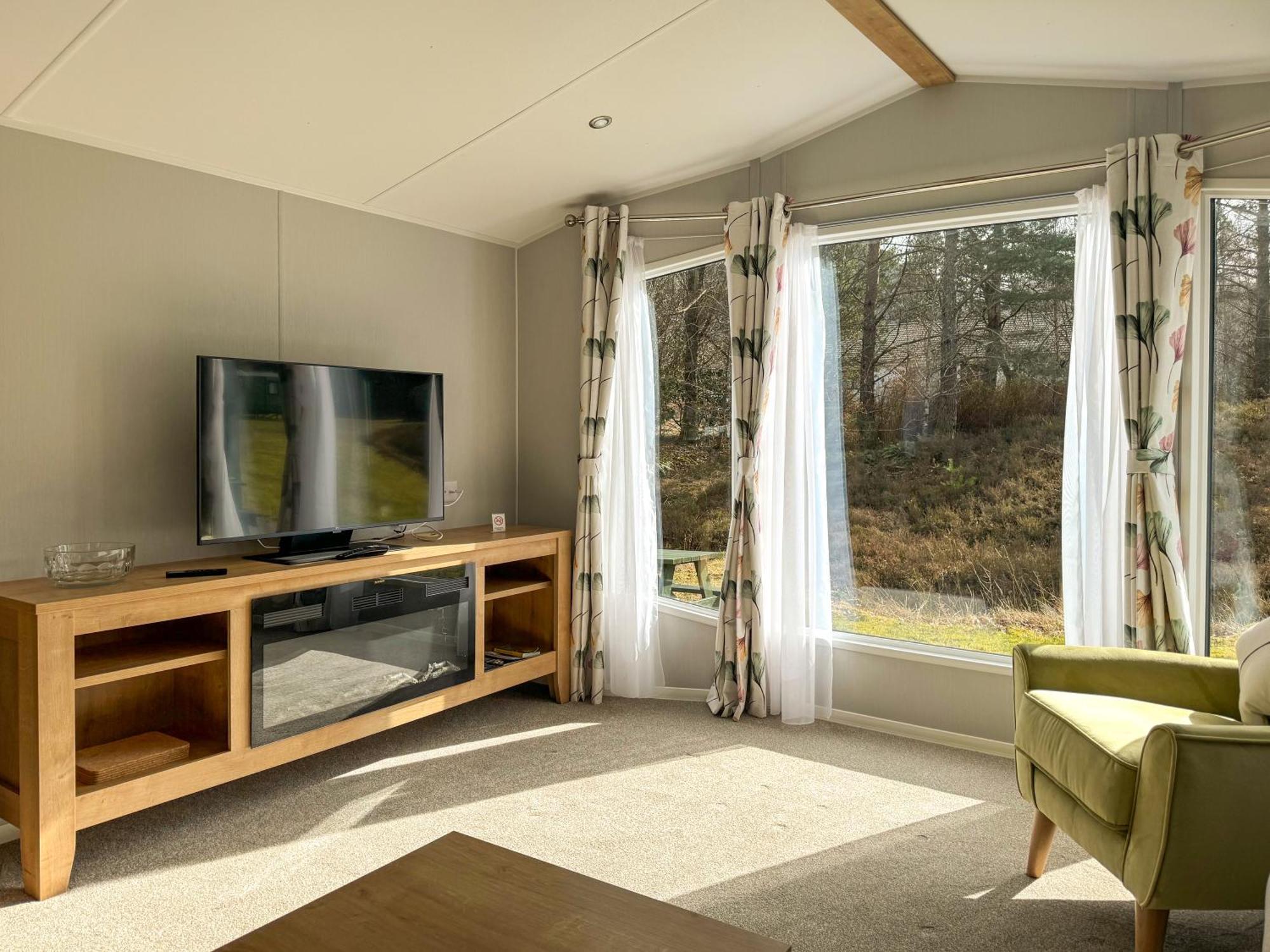 Glen Nevis Holidays Fort William Exterior photo